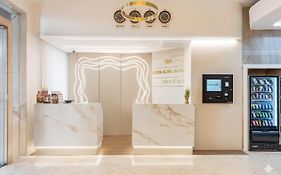 Masa Hotel Almirante